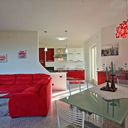 Maro Villa *